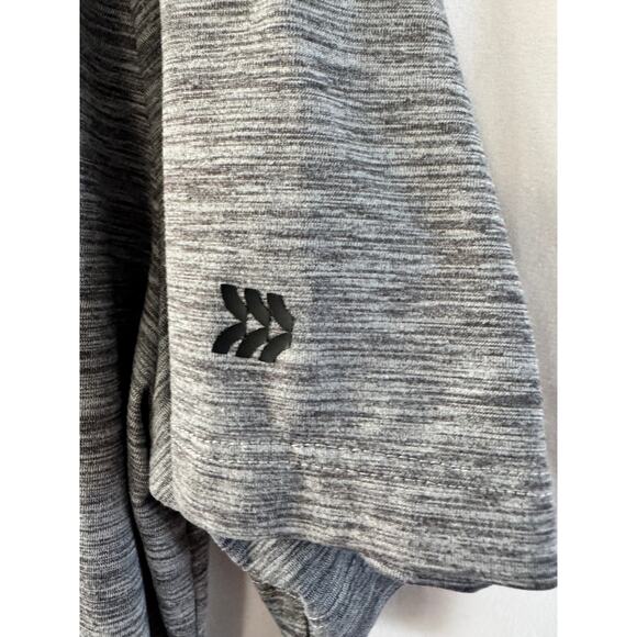 All in Motion Performance T-Shirt – Heather Gray – Size Large - Picture 3 of 6